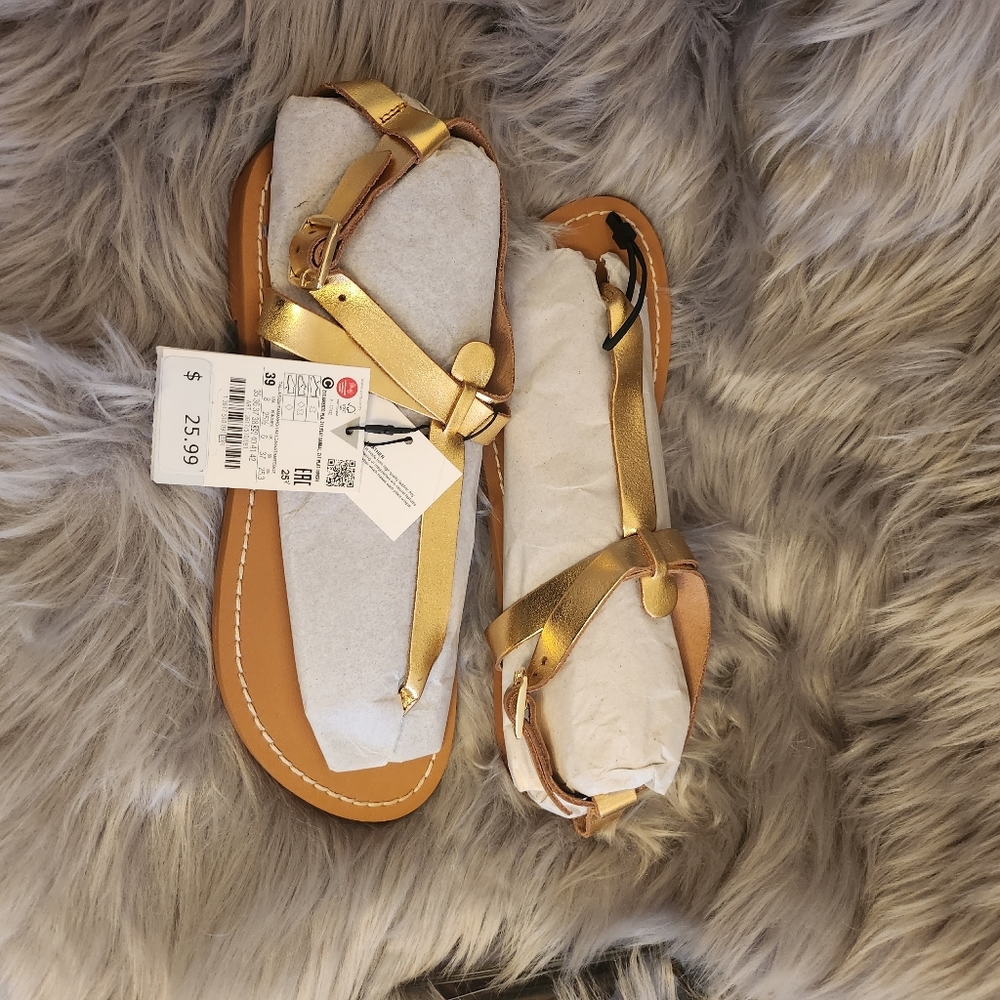 Zara Flat Laminated Leather Sandals